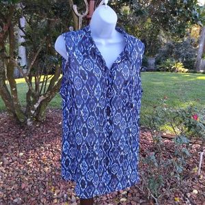 Light Sleeveless Blouse by Liz Claiborne L